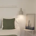 Arroios Loft Retreat Lisbon Mezzanine Apartment *
