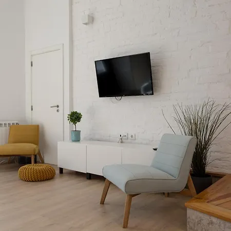 Arroios Loft Retreat Mezzanine Appartement *