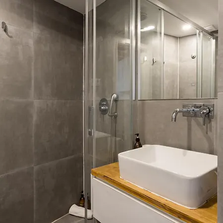 Arroios Loft Retreat Mezzanine * Lisbon