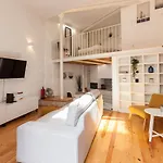 Arroios Loft Retreat Lisbon Mezzanine Apartment